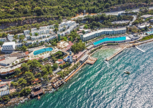 BLUE DREAMS RESORT 3