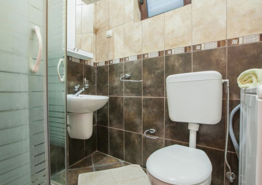 APARTMENTS AZUR 22