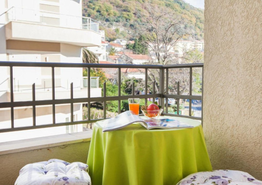 APARTMENTS AZUR 24