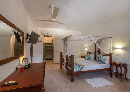 VOI KIWENGWA BEACH RESORT 10