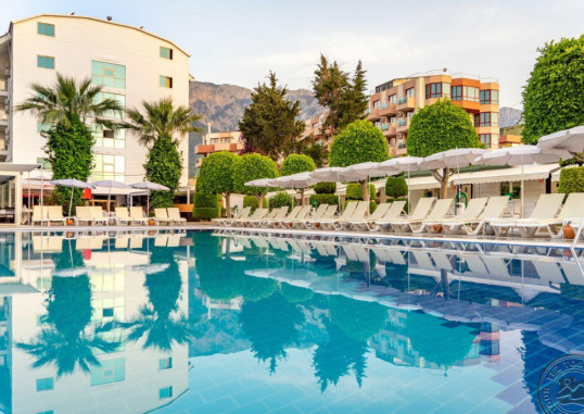 ARMAS BEACH HOTEL 1
