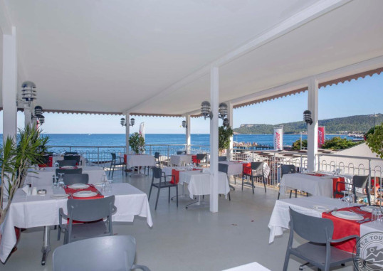 ARMAS BEACH HOTEL 12