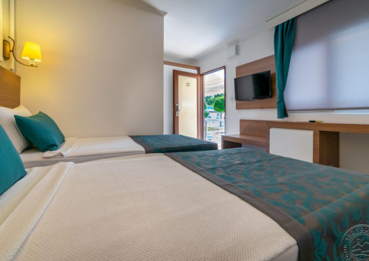 ARMAS BEACH HOTEL 25