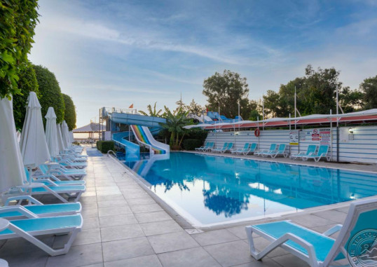 ARMAS BEACH HOTEL 27