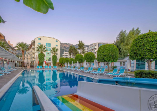 ARMAS BEACH HOTEL 29