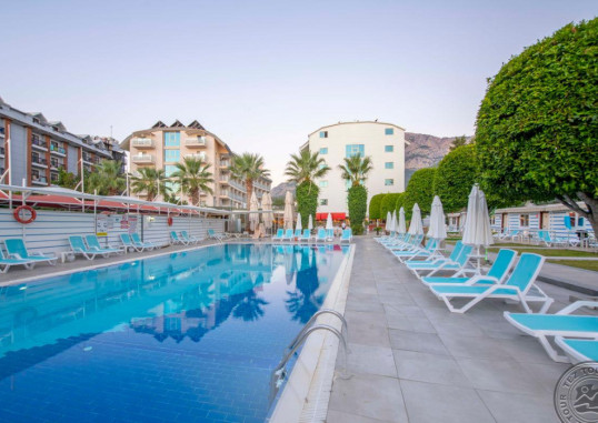 ARMAS BEACH HOTEL 31
