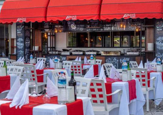ARMAS BEACH HOTEL 78
