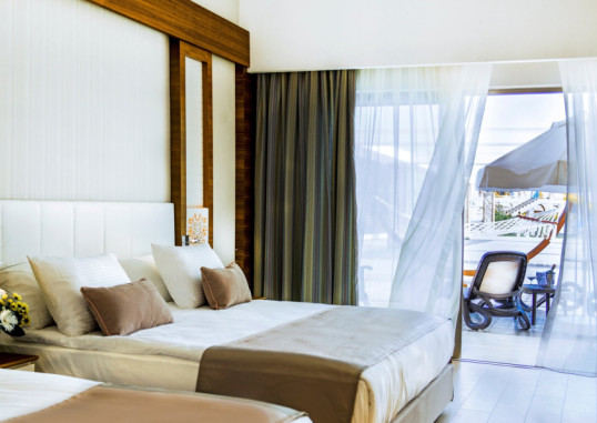 PORT NATURE LUXURY RESORT AND SPA 11
