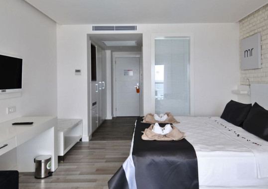 LONICERA WEST HOTEL 23