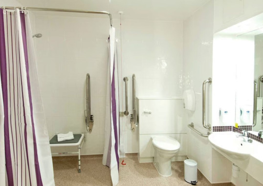 PREMIER INN NEWBRIDGE - EDINBURGH APT 8