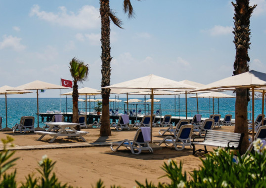 ADORA HOTEL & RESORT 79