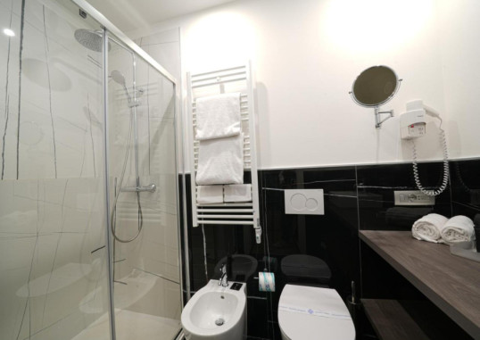 PISA TOWER PLAZA HOTEL 18
