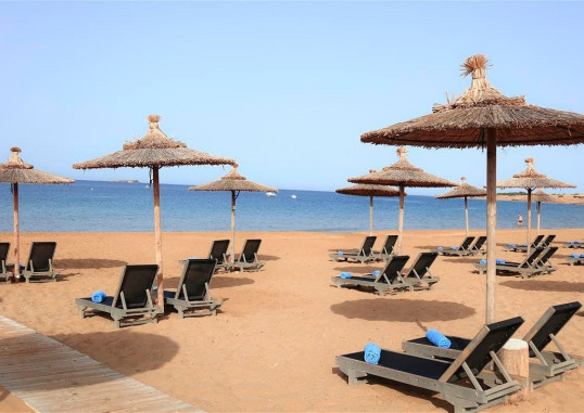 SANDY BEACH RESORT 4