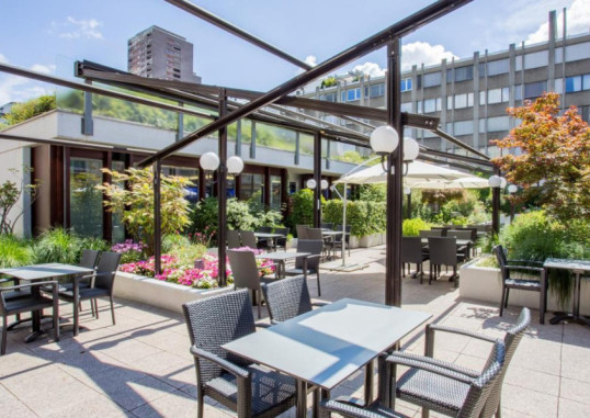 CROWNE PLAZA ZURICH 2