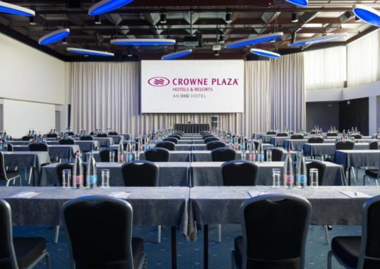 CROWNE PLAZA ZURICH 21