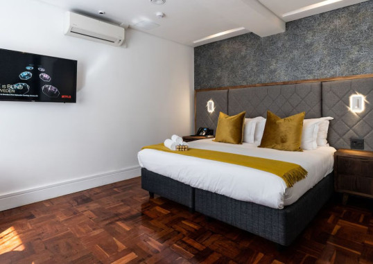 CAPE DIAMOND BOUTIQUE HOTEL 20