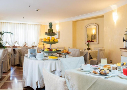 HOTEL VECCHIO BORGO 8