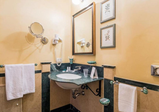 HOTEL VECCHIO BORGO 14