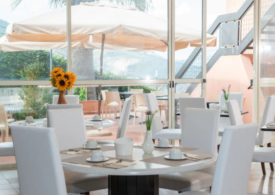 HOTEL BEL 3 19