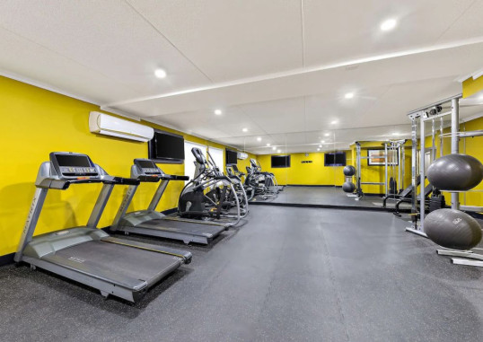 BEST WESTERN PLUS TORONTO NORTH YORK HOTEL & SUITES 10