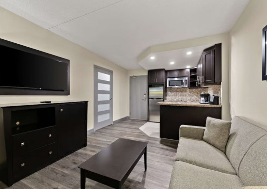 BEST WESTERN PLUS TORONTO NORTH YORK HOTEL & SUITES 13