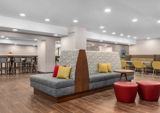 HAMPTON INN SUITES TORONTO DOWNTOWN ONTARIO CANADA 10