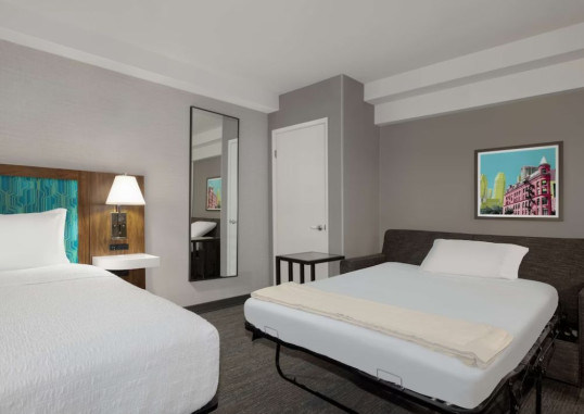 HAMPTON INN SUITES TORONTO DOWNTOWN ONTARIO CANADA 23