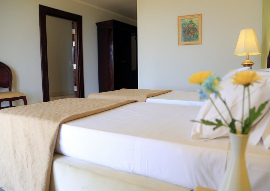 SANDY BEACH RESORT 24
