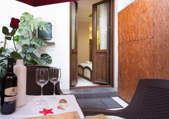 AFFITTACAMERE ARCOBALENO 19