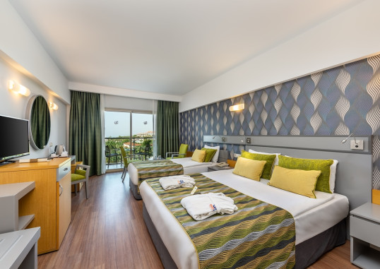 SUNIS KUMKOY BEACH RESORT HOTEL & SPA 12