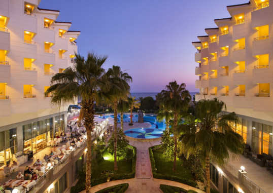 TERRACE BEACH RESORT HOTEL 4