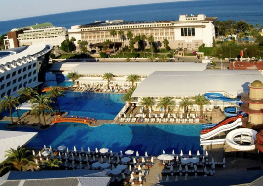 TRANSATLANTIK HOTEL & SPA 6