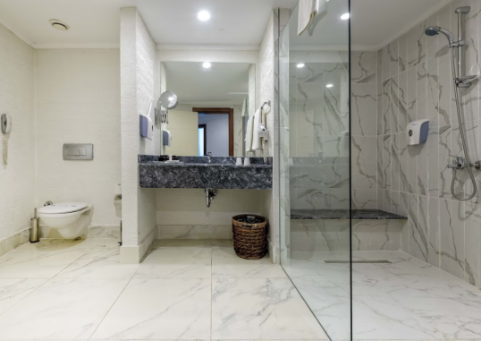 TRANSATLANTIK HOTEL & SPA 16