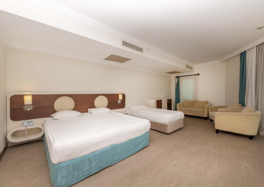 TRANSATLANTIK HOTEL & SPA 18