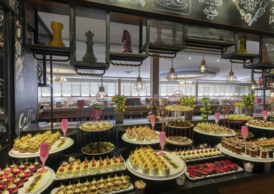 TRANSATLANTIK HOTEL & SPA 22