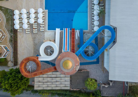 TRANSATLANTIK HOTEL & SPA 38