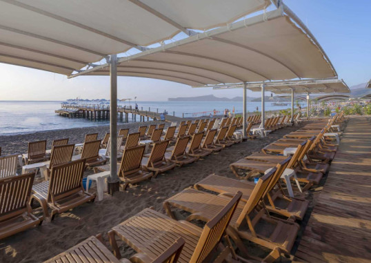 TRANSATLANTIK HOTEL & SPA 41