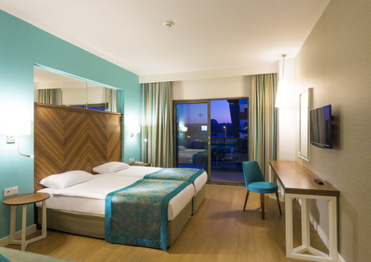 TERRACE ELITE RESORT 33
