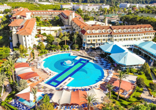 QUEENS PARK LE JARDIN RESORT 4