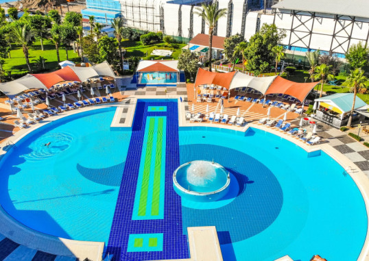 QUEENS PARK LE JARDIN RESORT 35