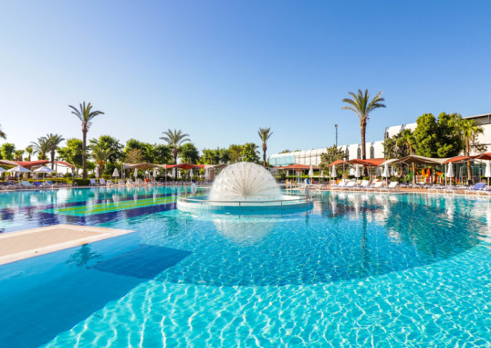 QUEENS PARK LE JARDIN RESORT 37