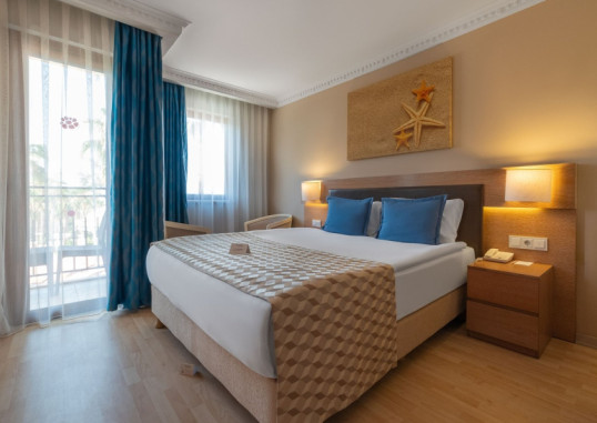 NUMA CLUB SIDE HOTEL 47