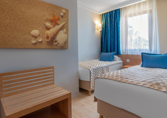 NUMA CLUB SIDE HOTEL 48