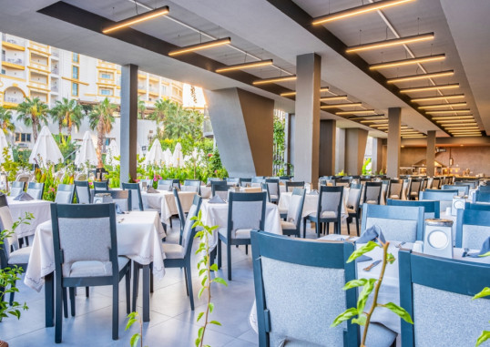 NOVA PARK HOTEL 53