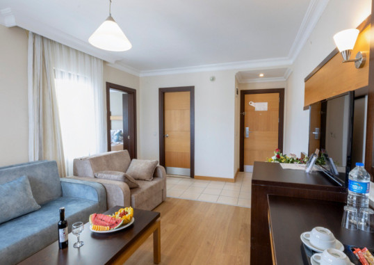 KANDELOR HOTEL 23