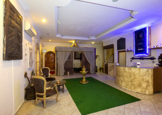 KANDELOR HOTEL 48