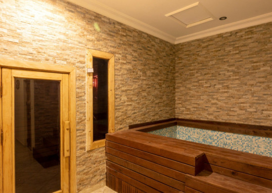 KANDELOR HOTEL 49