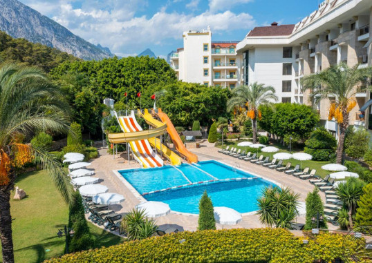 IMPERIAL SUNLAND RESORT & SPA 1