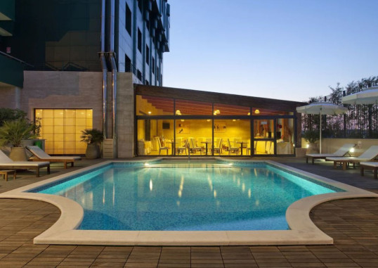 HOLIDAY INN CAGLIARI 2