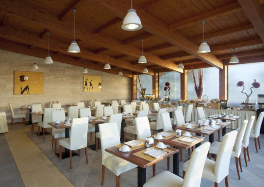 HOLIDAY INN CAGLIARI 4
